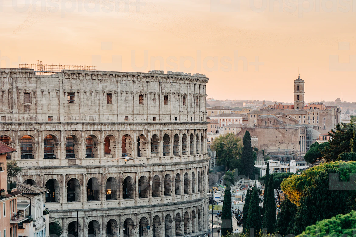 I viaggiatori riscoprono il treno. E i turisti confermano l’interesse per l’Italia