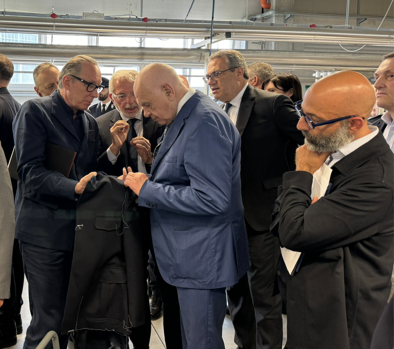 Il know how del Gruppo Zegna per produrre le divise della Polizia penitenziaria nel carcere di Biella