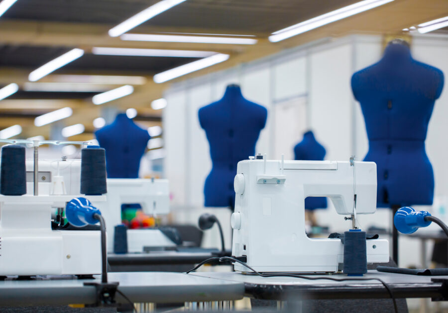 Regno Unito, nuovi controlli sul diritto al lavoro: cosa cambia per la filiera moda e perché interessa anche l’Italia