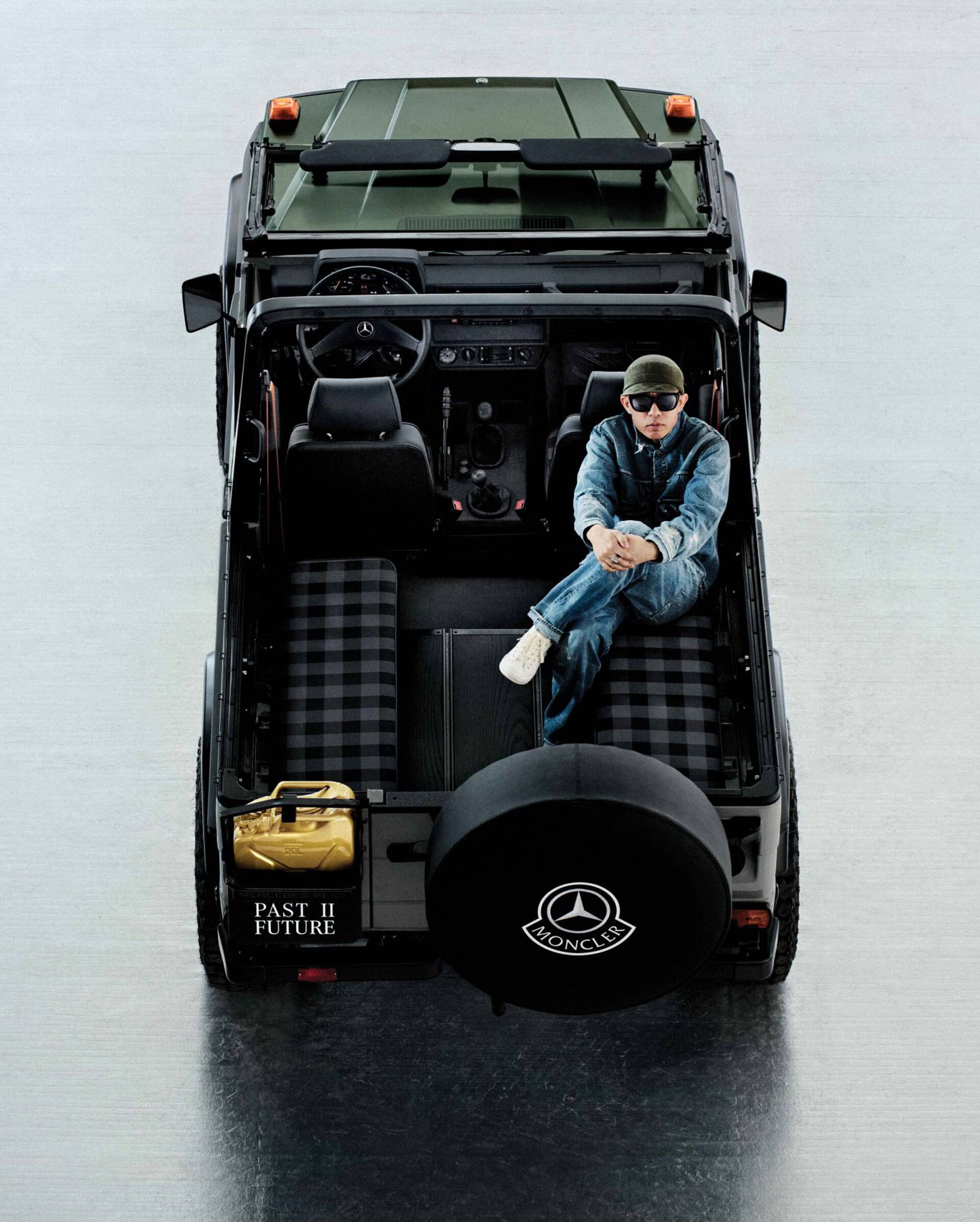 Nigo presenta  la collezione Moncler per Mercedes-Benz