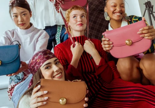 Furla e Polimoda, sei creatività per una borsa