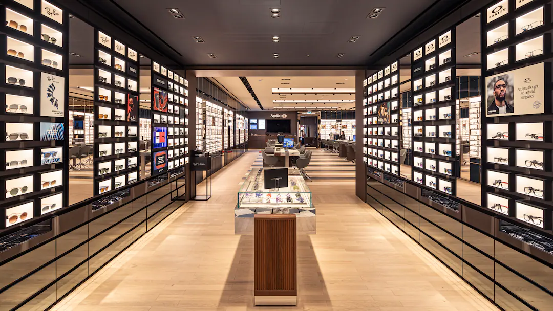 EssilorLuxottica, trimestre in corsa e sempre più tech