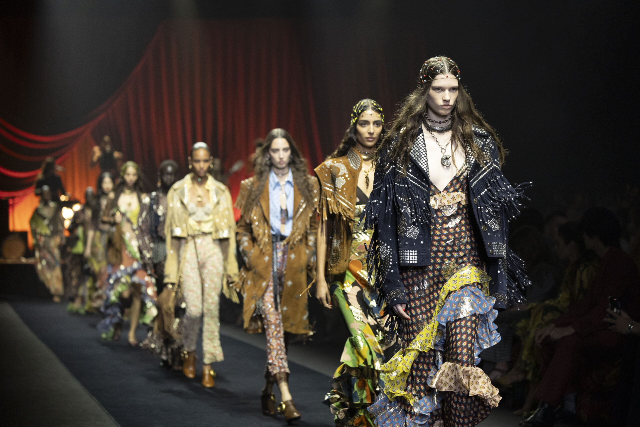 Etro, accordo raggiunto. La famiglia esce dal capitale