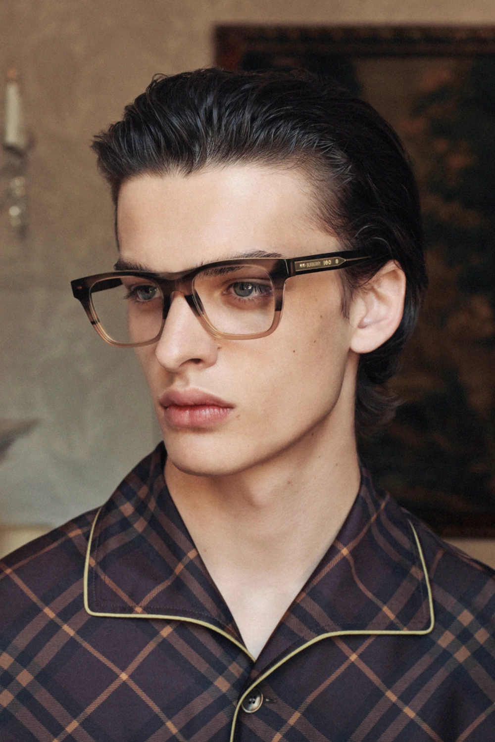 EssilorLuxottica rinnova per dieci anni con Burberry