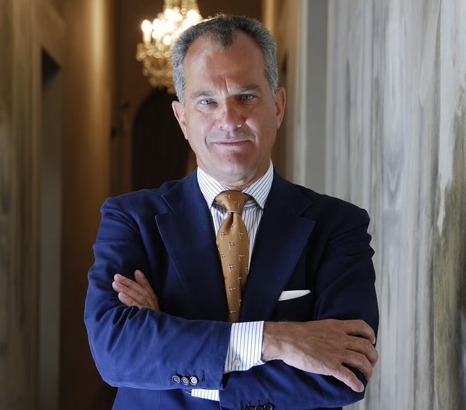 Ferragamo finanziaria, si scioglie il patto parasociale con Peter Woo