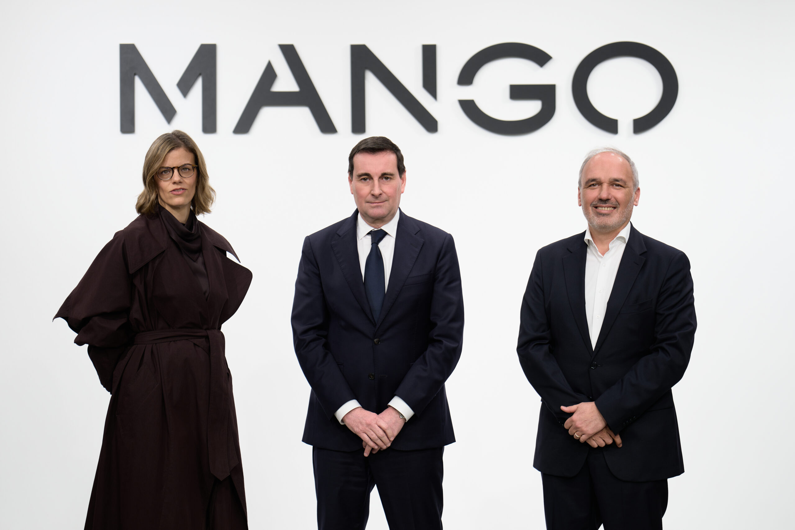 Mango sfida Inditex sui negozi