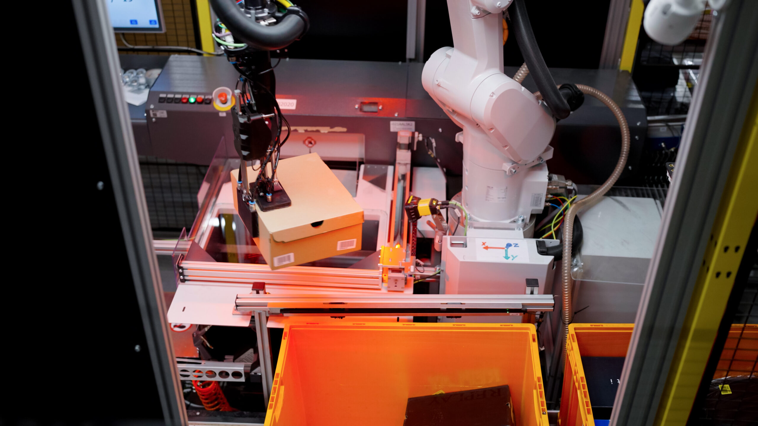 Zalando accelera sulla logistica intelligente: 50 robot AI entrano nei magazzini europei