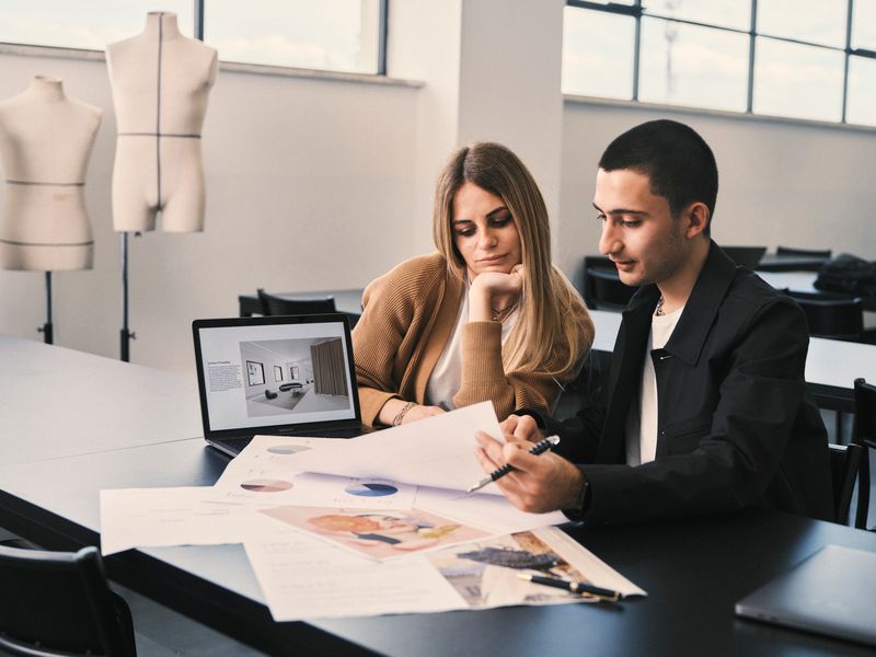 Polimoda sostiene i giovani creativi. Stanziati  oltre 600 mila euro in borse di studio