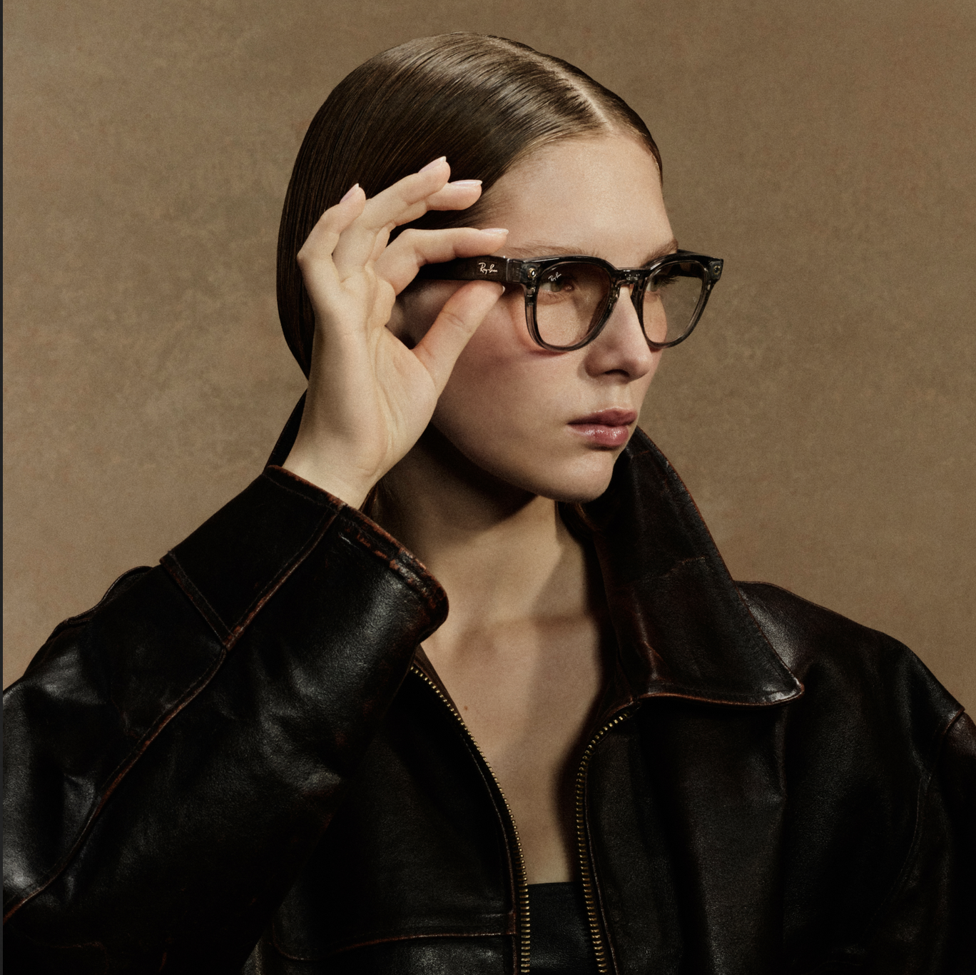 EssilorLuxottica e Meta  lanciano gli AI glasses Ray-Ban anche da vista