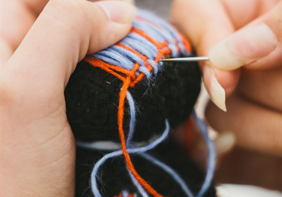 Mend in Public Day a Firenze: l’arte di riparare gli abiti diventa rivoluzione sostenibile