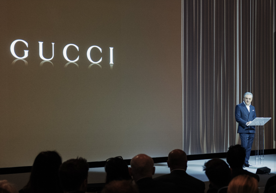 Sindacati in allerta: preoccupa il piano Kering. Chiesto incontro con De Meo