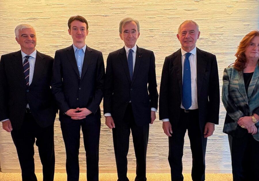 Urso incontra Bernard Arnault. Il ministro: “Serve un patto di sistema tra Roma e Parigi”