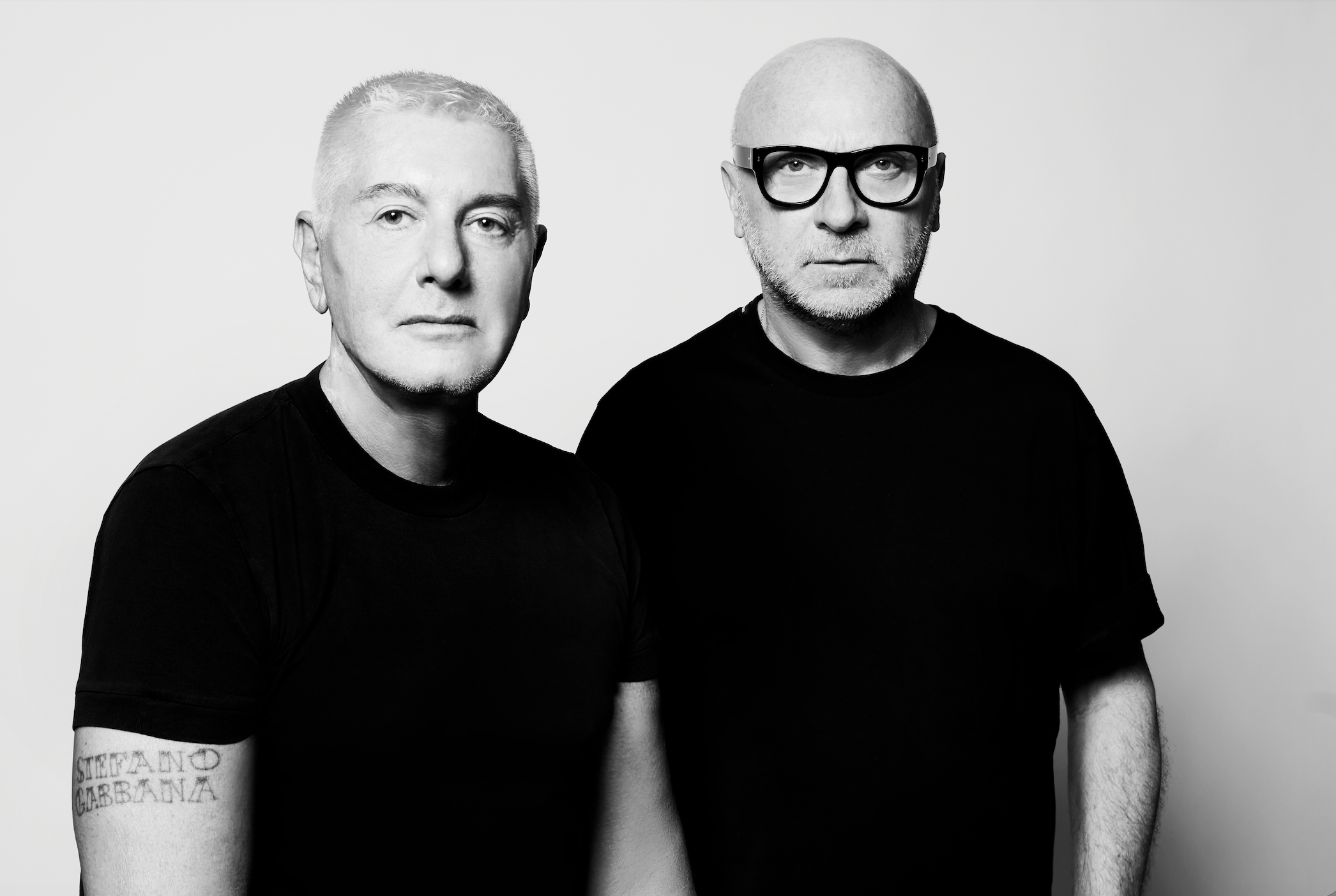 Dolce & Gabbana valuta la vendita degli immobili milanesi per sostenere i conti