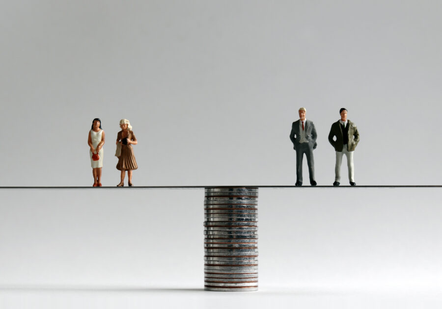 Trasparenza salariale: dopo un mese dall’entrata in vigore, due gli orientamenti sul mercato