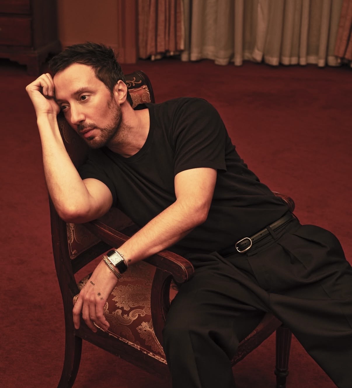 Ora è ufficiale, si chiude l’era di Vaccarello in Saint Laurent