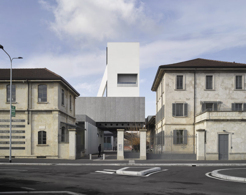 Prada, un nuovo headquarter accanto alla Fondazione. Il progetto emerge dagli atti del Comune